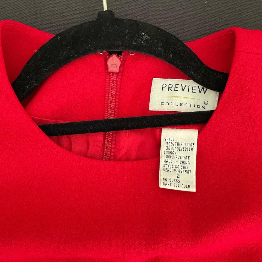 Preview Collection Red Dress - Picture 4 of 4